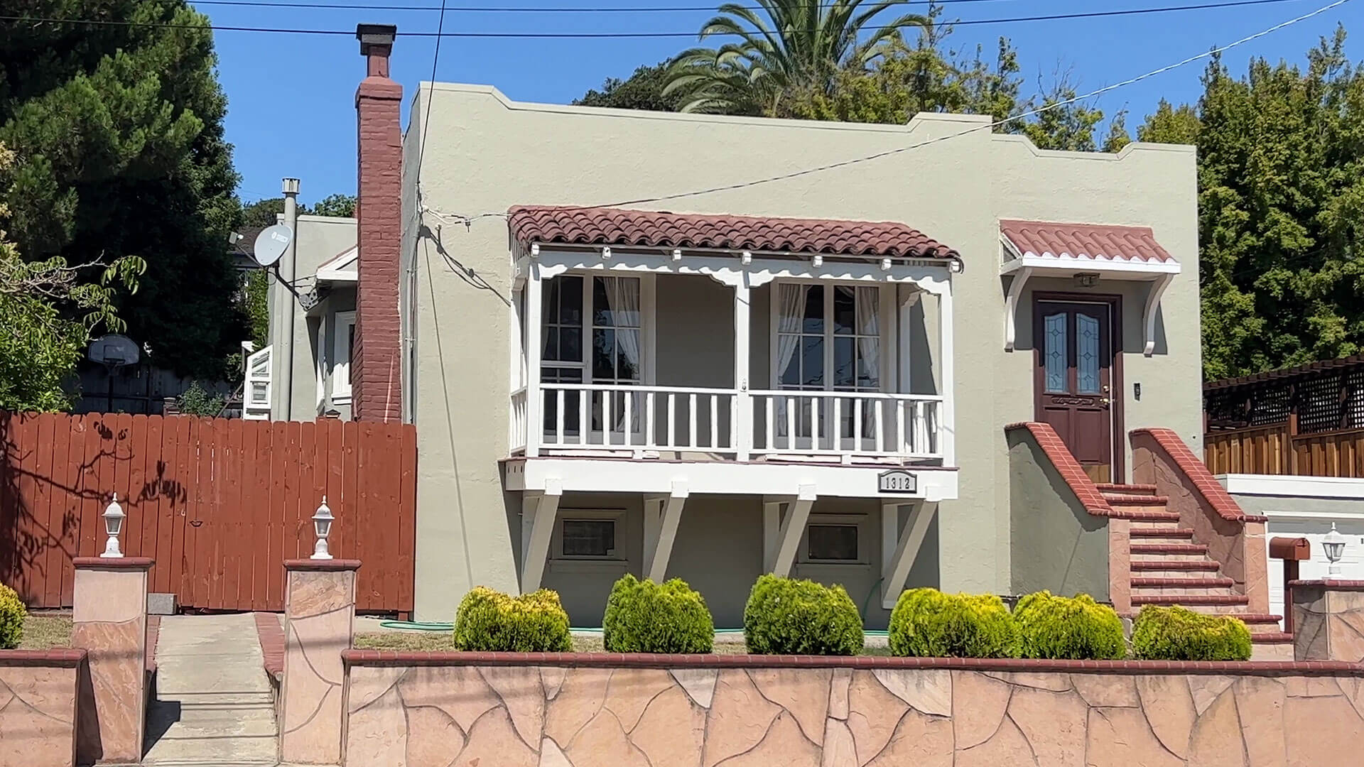 Houses at Cordes, San Carlos CA