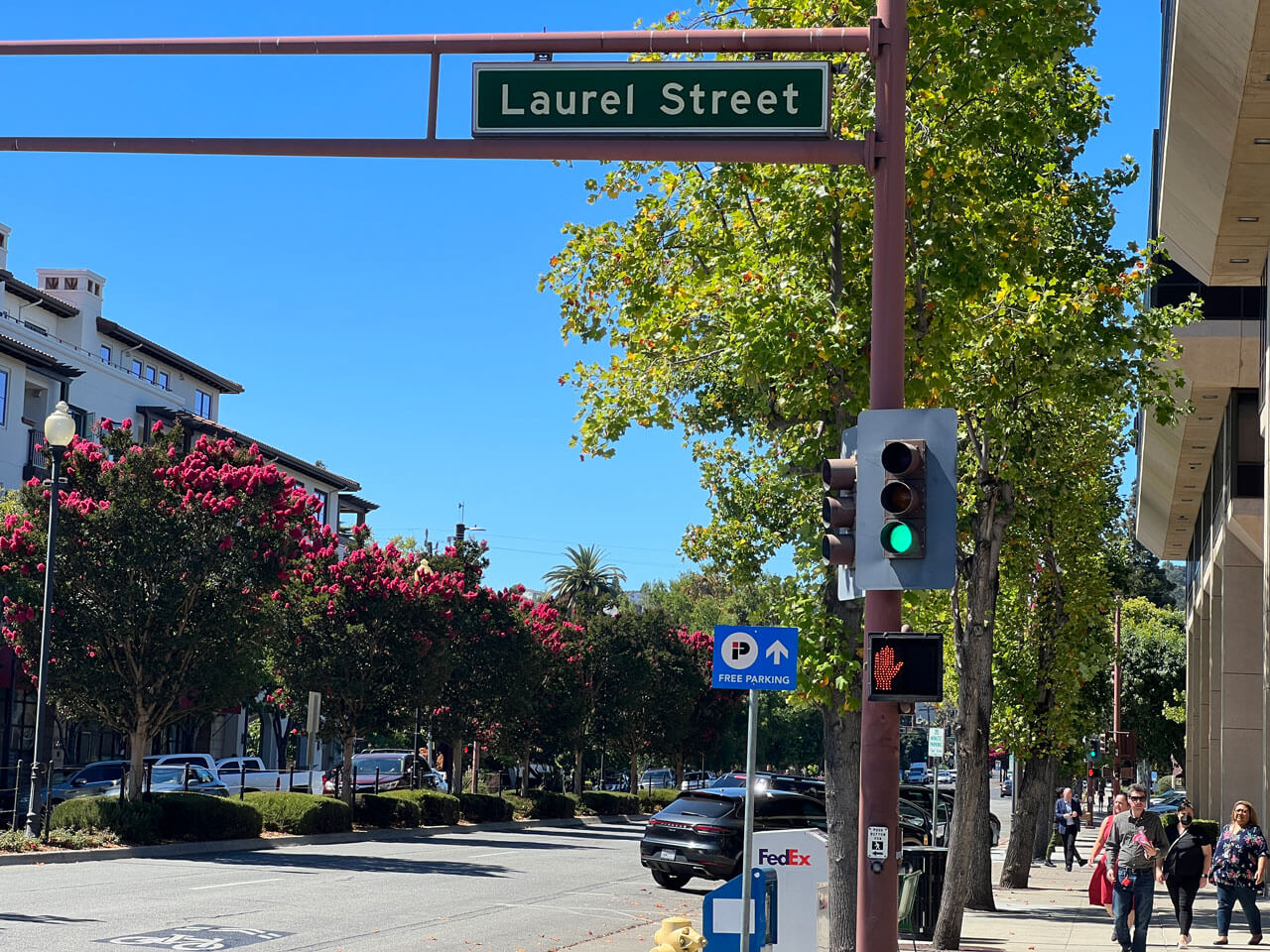 Laurel Street Sign Howard Park San Carlos CA 94070