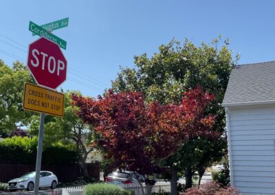 Street Signs In Howard Park San Carlos Ca Photo By Vabrato Real Estate Services 17 400x284