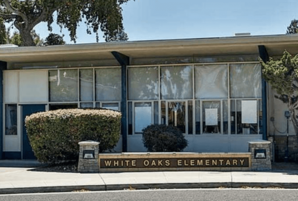 San Carlos Elementary school - White Oaks