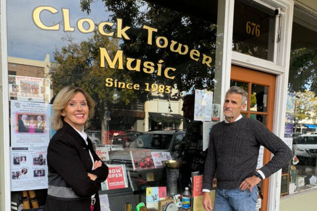 Viv Kelvin And Mark Martinho At Clock Tower Music Laurel Street San Carlos Ca Photo By Vabrato Real Estates Services 640x426