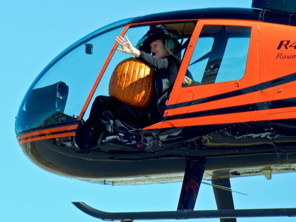 Pumpkin Drop 2023 Hiller Aviation Museum