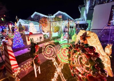 Eucalyptus Ave San Carlos Christmas 2024 (5)