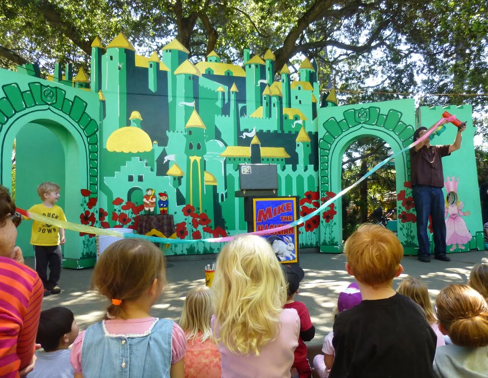 Mike Della Penna Magic Show