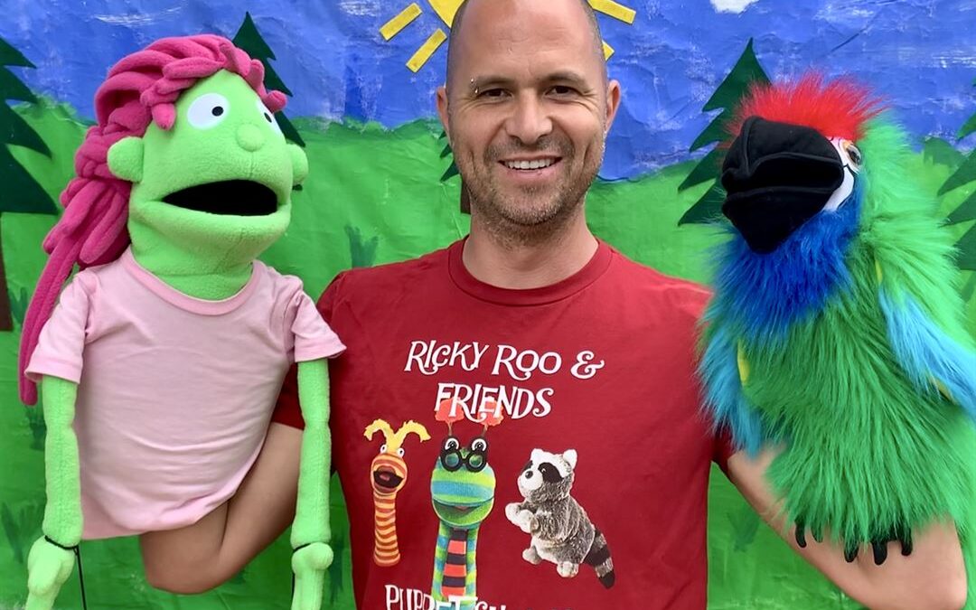 Super Silly Library Puppet Show with Ricky Roo and Friends