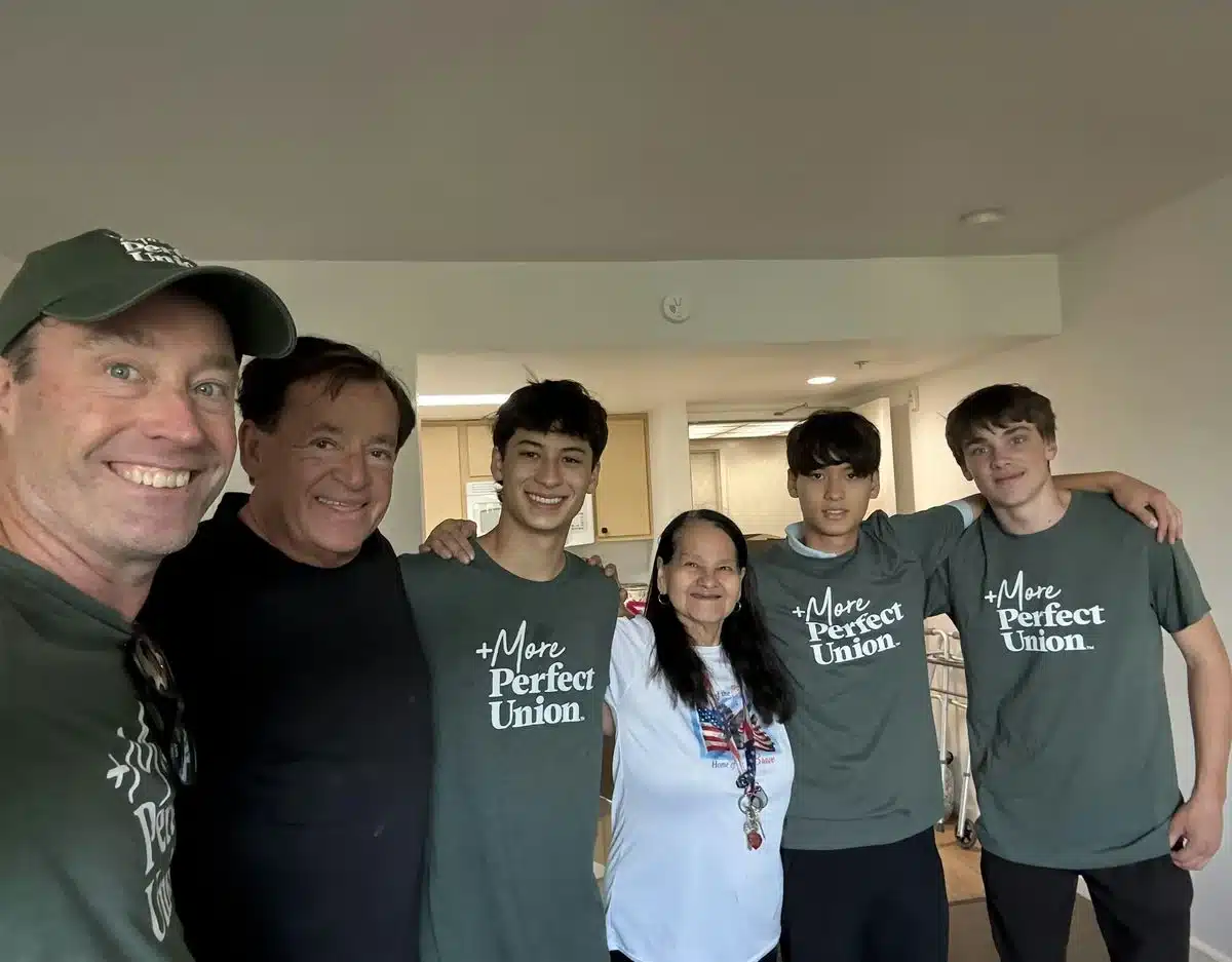 Veteran Warehouse Organization: Giving Back to Those Who Served