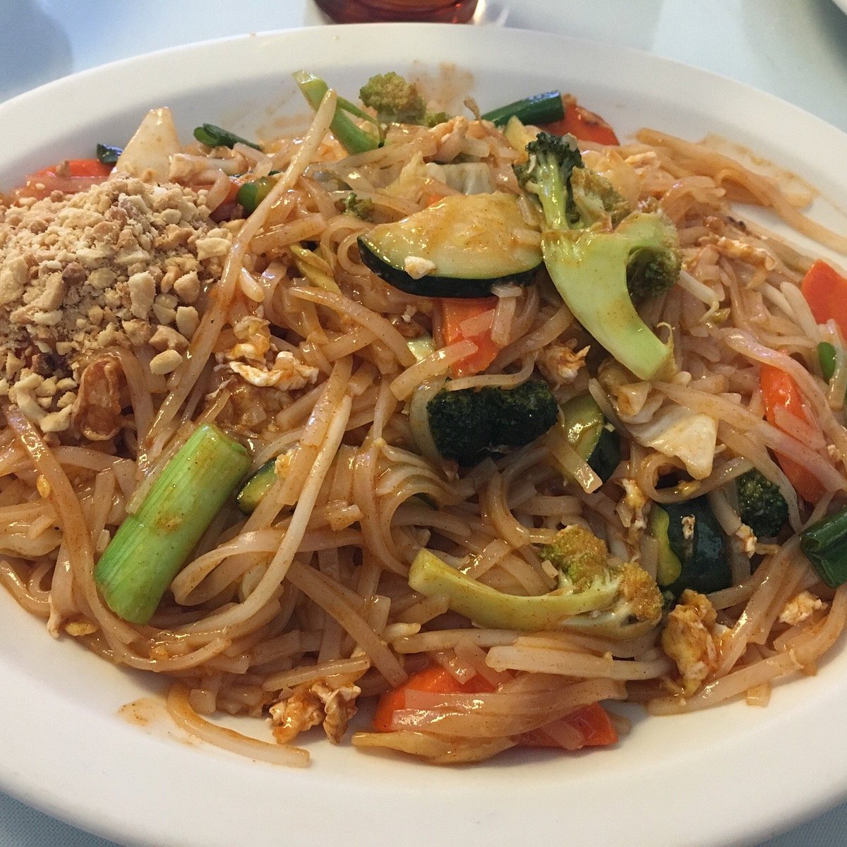 Friends Lunch Bunch: Enjoy a Delicious Afternoon at Siamese Kitchen